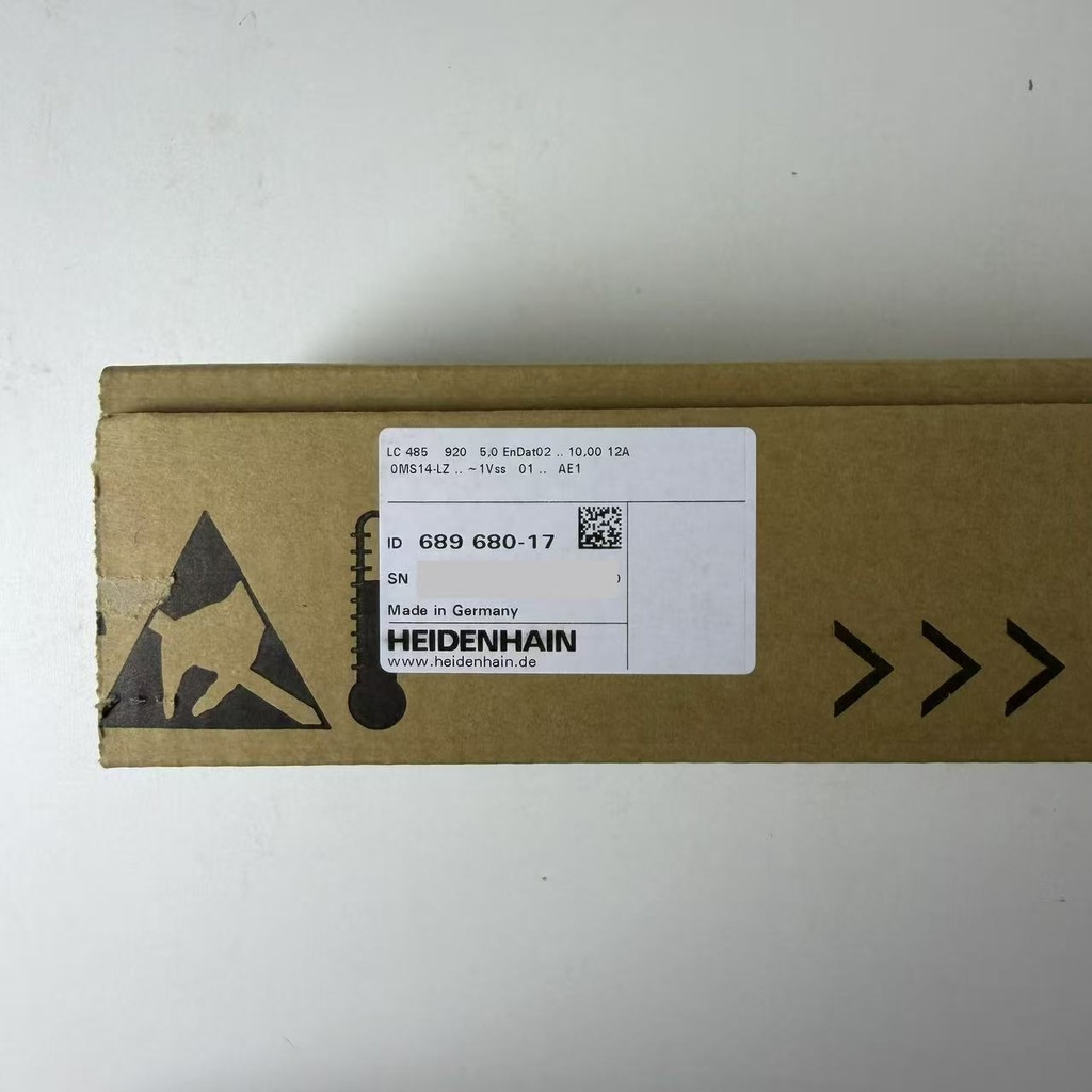 Linear encoder LC485 ML=820 689680-16